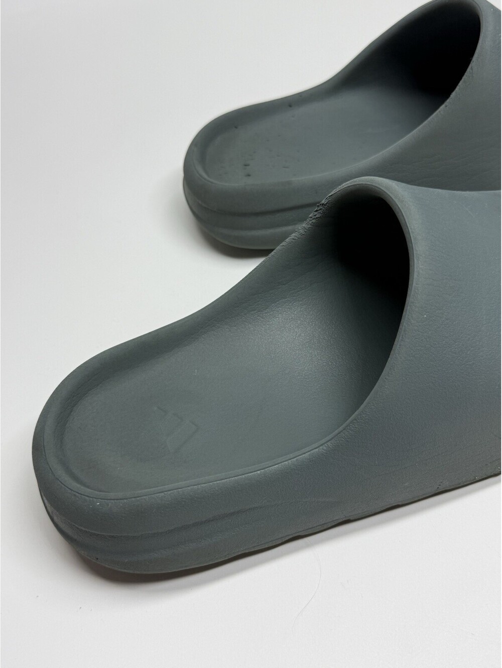 Size 10 - Adidas Yeezy Slide Brown View 2